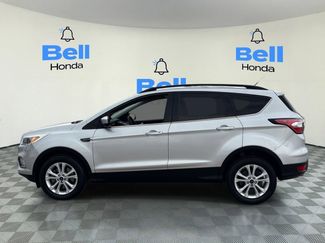 Used 2018 Ford Escape SE FWD video 2
