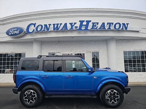 Used 2024 Ford Bronco Outer Banks image 1