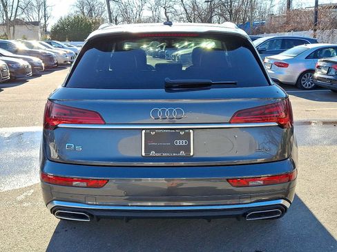 Certified 2023 Audi Q5 2.0T Premium w/ Convenience Package image 23