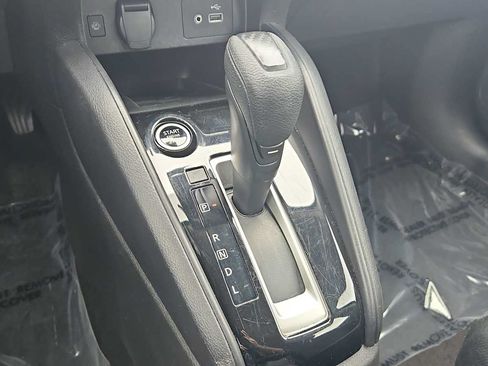 Used 2023 Nissan Versa SV FWD image 21