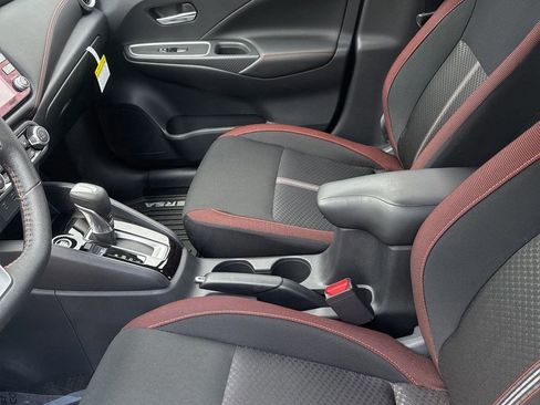 Used 2024 Nissan Versa SR w/ Trunk Package image 19