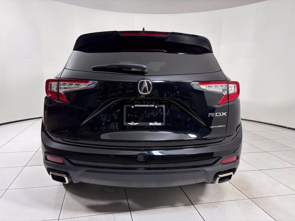 Used 2025 Acura RDX SH-AWD image 4