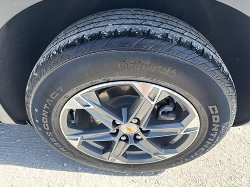 Used 2025 Chevrolet Blazer LT image 11