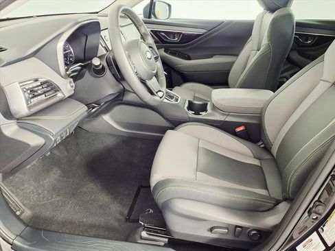 Certified 2025 Subaru Outback Onyx Edition image 13