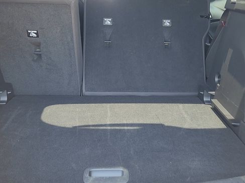 Used 2024 Buick Encore GX Sport Touring AWD/4WD image 32