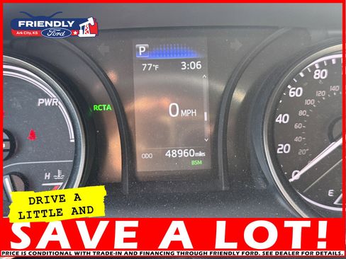 Used 2024 Toyota Camry SE w/ Convenience Package image 18