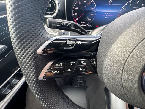 Used 2026 Mercedes-Benz GLC 300 4MATIC image 27