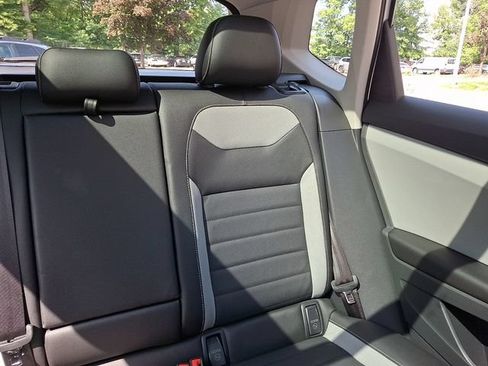 Certified 2023 Volkswagen Taos SEL AWD/4WD image 20
