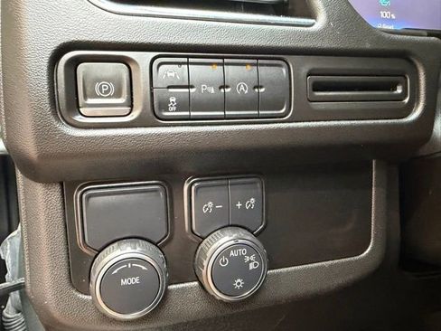 Used 2024 Chevrolet Tahoe Premier RWD image 19
