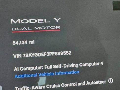 Used 2023 Tesla Model Y Performance AWD/4WD image 18
