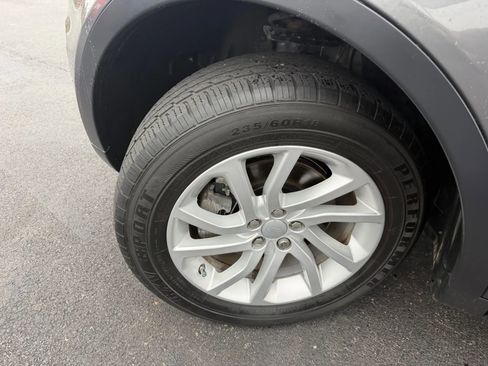 Used 2018 Land Rover Discovery Sport HSE AWD/4WD image 46