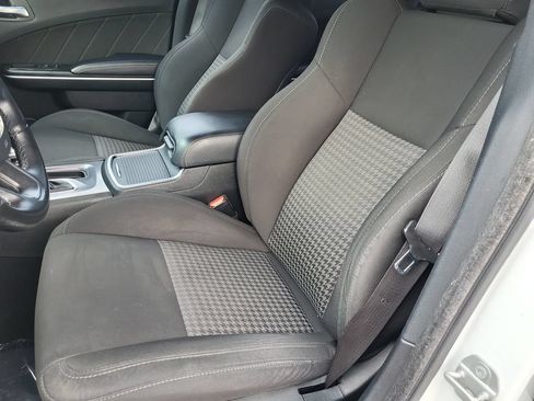 Used 2020 Dodge Charger R/T RWD image 12