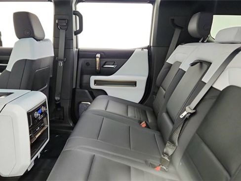 Used 2024 GMC Hummer EV 3X w/ Omega Edition image 28
