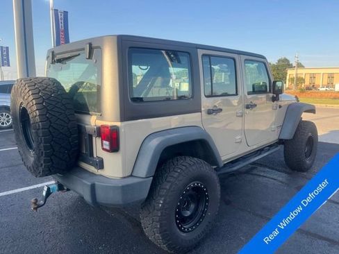 Used 2018 Jeep Wrangler Unlimited Sport AWD/4WD image 5