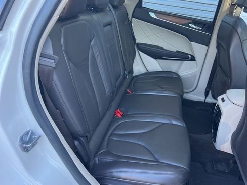 Used 2019 Lincoln MKC Select w/ Select Plus Package image 35