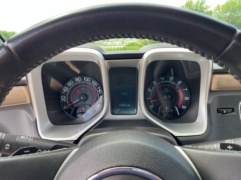 Used 2010 Chevrolet Camaro SS w/ LPO, Ground Effects Package RWD image 29