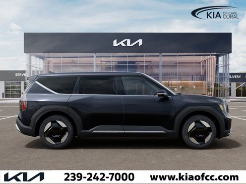 New 2026 Kia EV9 Light RWD image 7