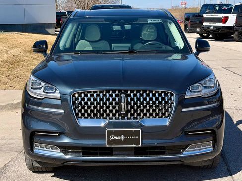 Certified 2023 Lincoln Aviator Black Label image 8