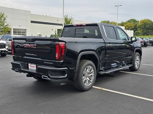 New 2026 GMC Sierra 1500 Denali w/ Denali Carbonpro Edition image 8