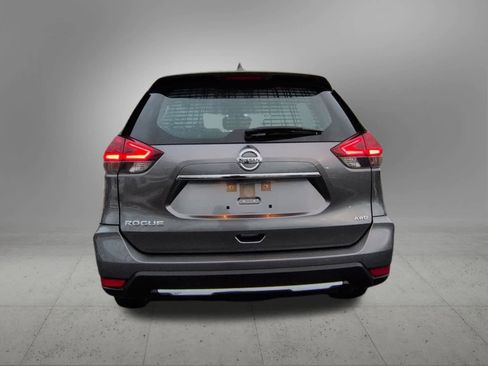 Used 2020 Nissan Rogue S image 5