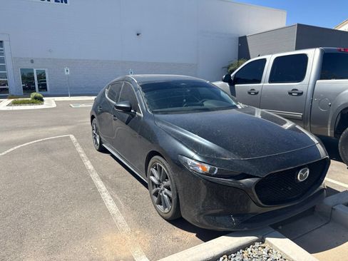 Used 2024 MAZDA MAZDA3 s FWD image 2