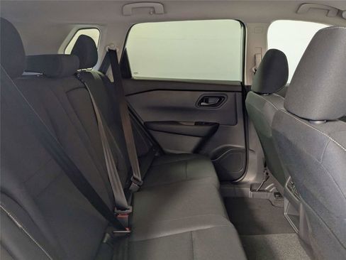 Used 2026 Nissan Rogue S AWD/4WD image 28