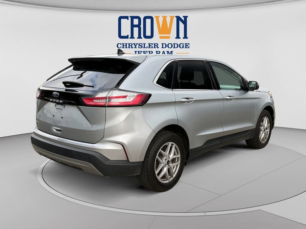 Used 2024 Ford Edge SEL AWD/4WD image 3