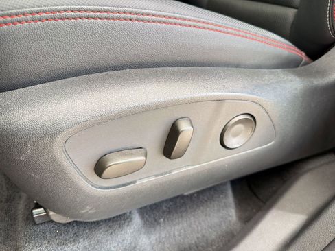 Used 2024 Chevrolet Traverse RS image 14