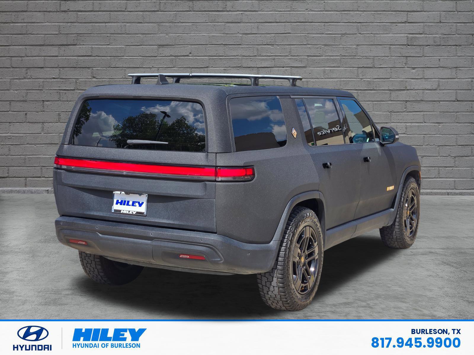 Used 2023 Rivian R1S Adventure Quad AWD/4WD image 4