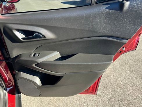 Used 2024 Chevrolet Trax ACTIV w/ Driver Confidence Package image 21