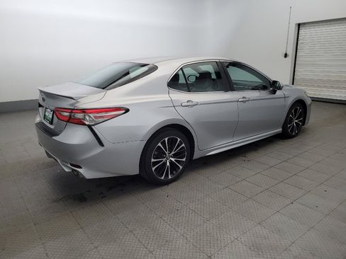 Used 2018 Toyota Camry SE w/ Convenience Package image 10