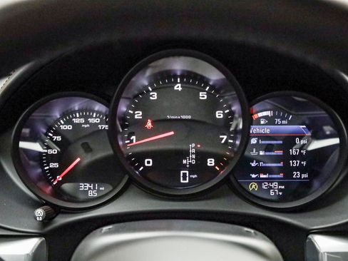 Used 2025 Porsche 718 Cayman image 23