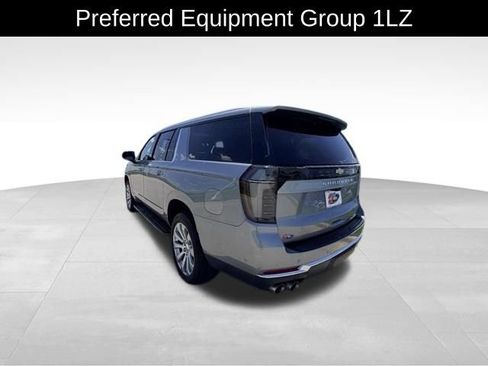 Certified 2026 Chevrolet Suburban Premier AWD/4WD image 5