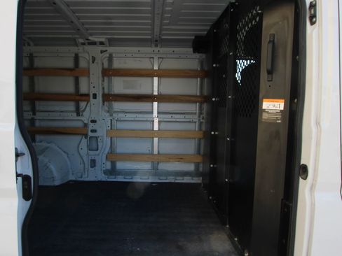 Used 2023 RAM ProMaster 2500 FWD image 12
