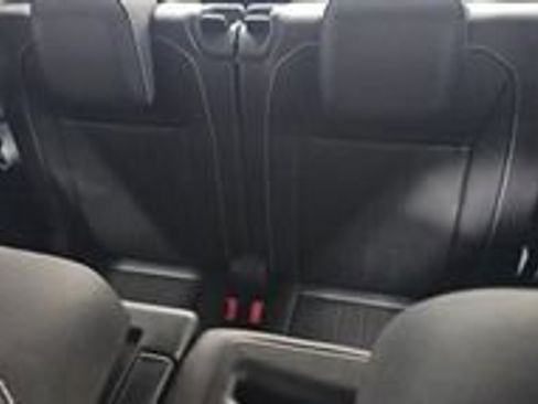 Used 2024 Volkswagen Tiguan SE FWD image 16