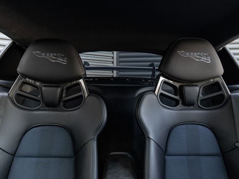 Certified 2025 Porsche 718 Cayman GT4 RS RWD image 17
