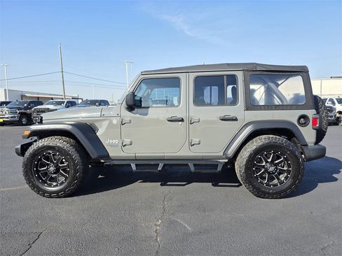 Used 2020 Jeep Wrangler Unlimited Sport image 7