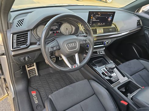 Used 2022 Audi SQ5 Premium image 16