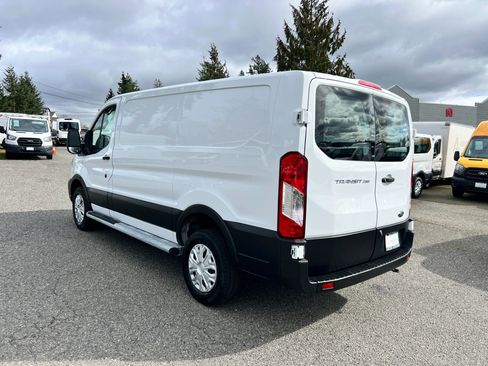 Used 2024 Ford Transit 250 Low Roof w/ Exterior Upgrade Package image 5