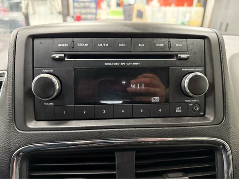 Used 2016 Dodge Grand Caravan SE w/ Quick Order Package 29E SE image 14