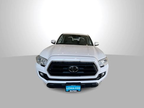 Used 2023 Toyota Tacoma SR5 w/ Technology Package AWD/4WD image 3