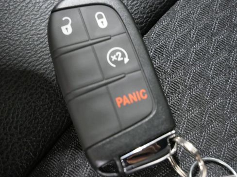 New 2026 Jeep Compass Latitude image 28