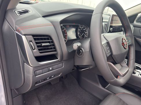 New 2026 Nissan Rogue SV AWD/4WD image 14
