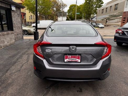 Used 2018 Honda Civic LX image 5