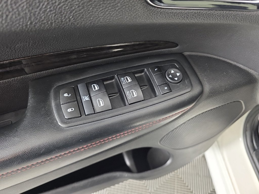 Used 2012 Dodge Durango R/T AWD/4WD image 14
