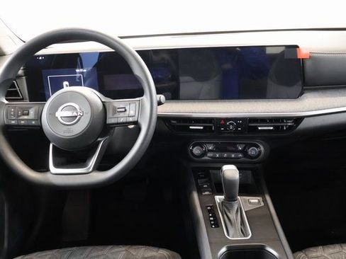 New 2026 Nissan Kicks SV w/ Cold Weather Package FWD image 12