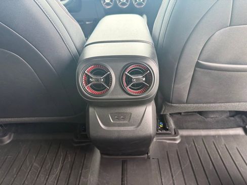 Used 2025 Chevrolet Blazer EV RS AWD/4WD image 18