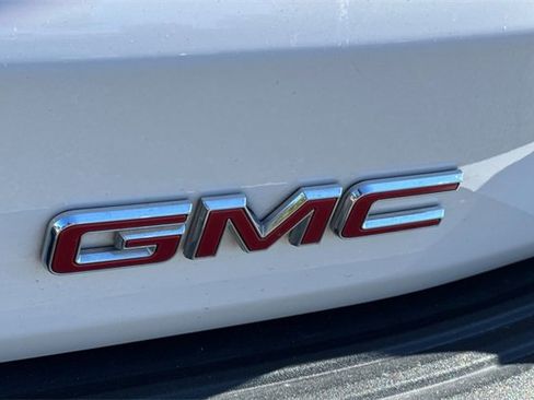 Used 2025 GMC Yukon Denali image 27