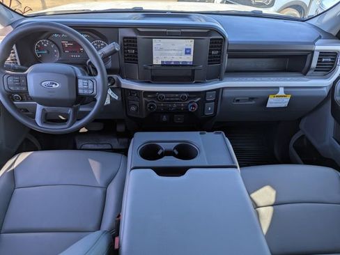 New 2026 Ford F250 XL w/ XL Chrome Package image 5