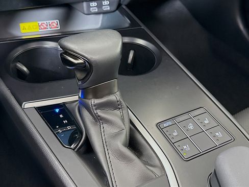 Used 2023 Lexus UX 250h AWD w/ Premium Package image 18